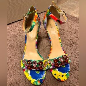 Ivanka Trump Women's  Gessa Floral Twill Open Toe Sandals Shoes Size 8M